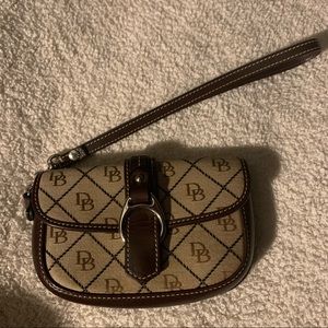 Dooney & Bourke wristlet. Gently used.